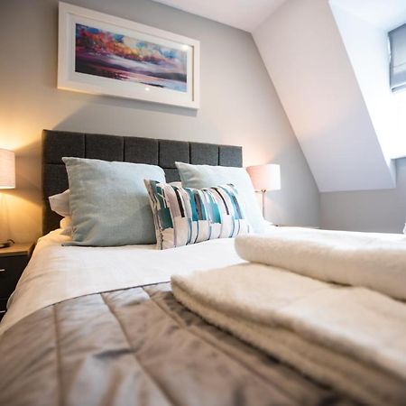 Urban Living'S The Hopkins, Beautiful City Apartment With Private Parking オックスフォード エクステリア 写真