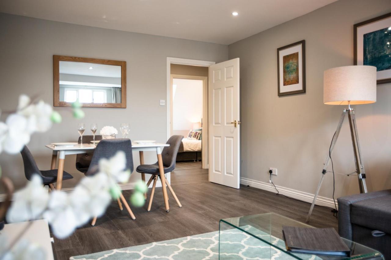 Urban Living'S The Hopkins, Beautiful City Apartment With Private Parking オックスフォード エクステリア 写真