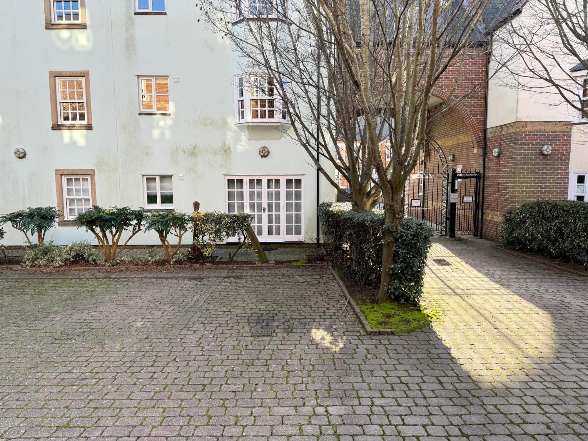 Urban Living'S The Hopkins, Beautiful City Apartment With Private Parking オックスフォード エクステリア 写真